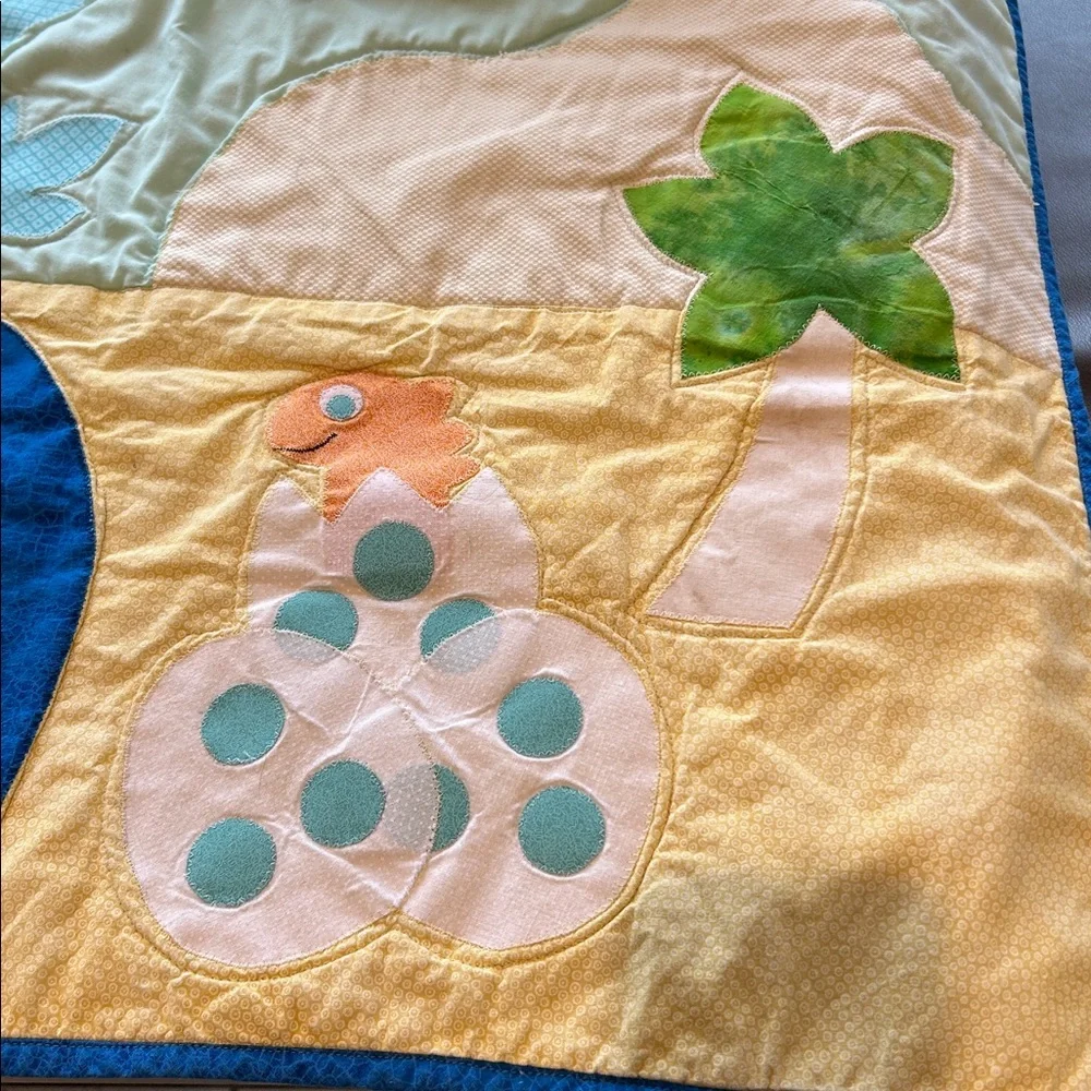 OOAK Dinosaur Baby Quilt Handmade Very Good Condition